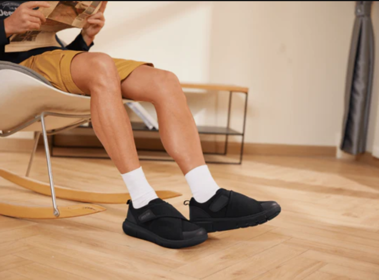 Diabetic Dress Shoes for Men: Style Meets Comfort and Foot Health