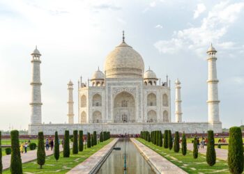 Taj Mahal tour