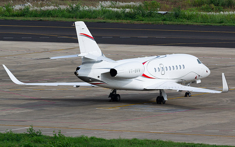 How Private Air Travel Offers Comfort Beyond First Class