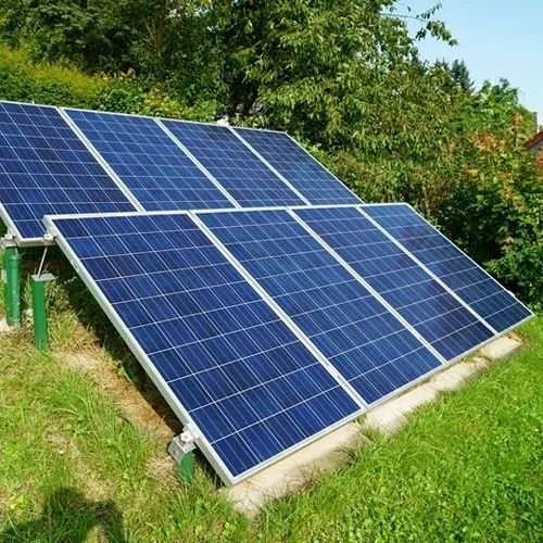 Installing Ground-Mounted Solar on Sloped Terrain: Challenges & Solutions