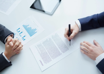 Transforming Business Efficiency through Smart Contract Management Outsourcing Services